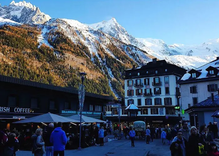 デュ クロシェ ホテル