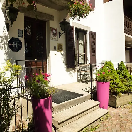 Hotel Du Clocher 3*