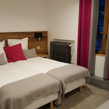 Du Clocher Otel