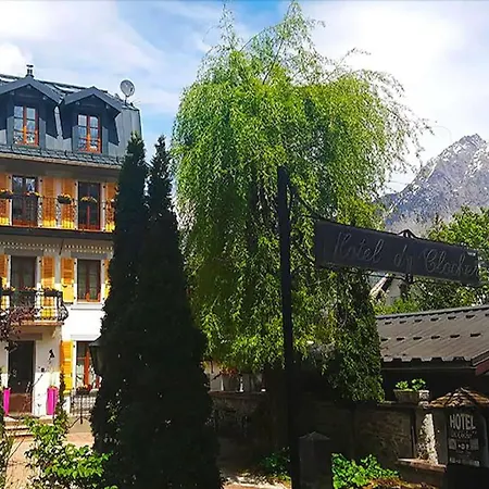 Du Clocher Otel 3*