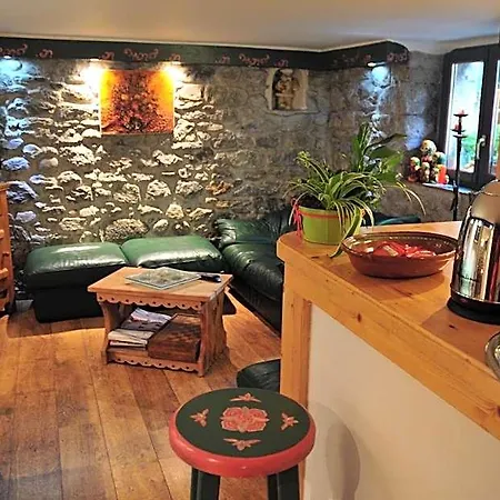 Du Clocher Hotel 3*
