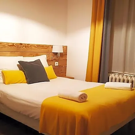 Hotel Du Clocher 3*