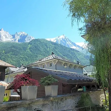 Hotel Du Clocher 3*