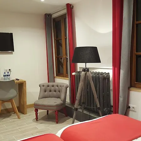 ホテル デュ クロシェ 3*