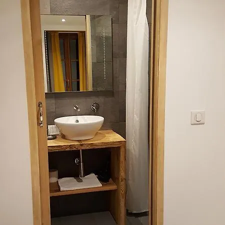 ホテル デュ クロシェ